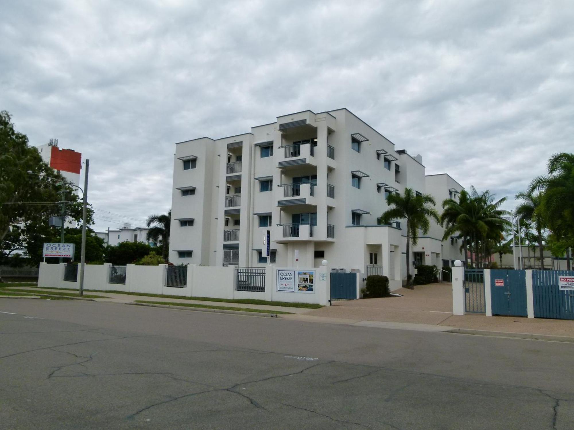 Madison Ocean Breeze Apartments Townsville Exteriör bild