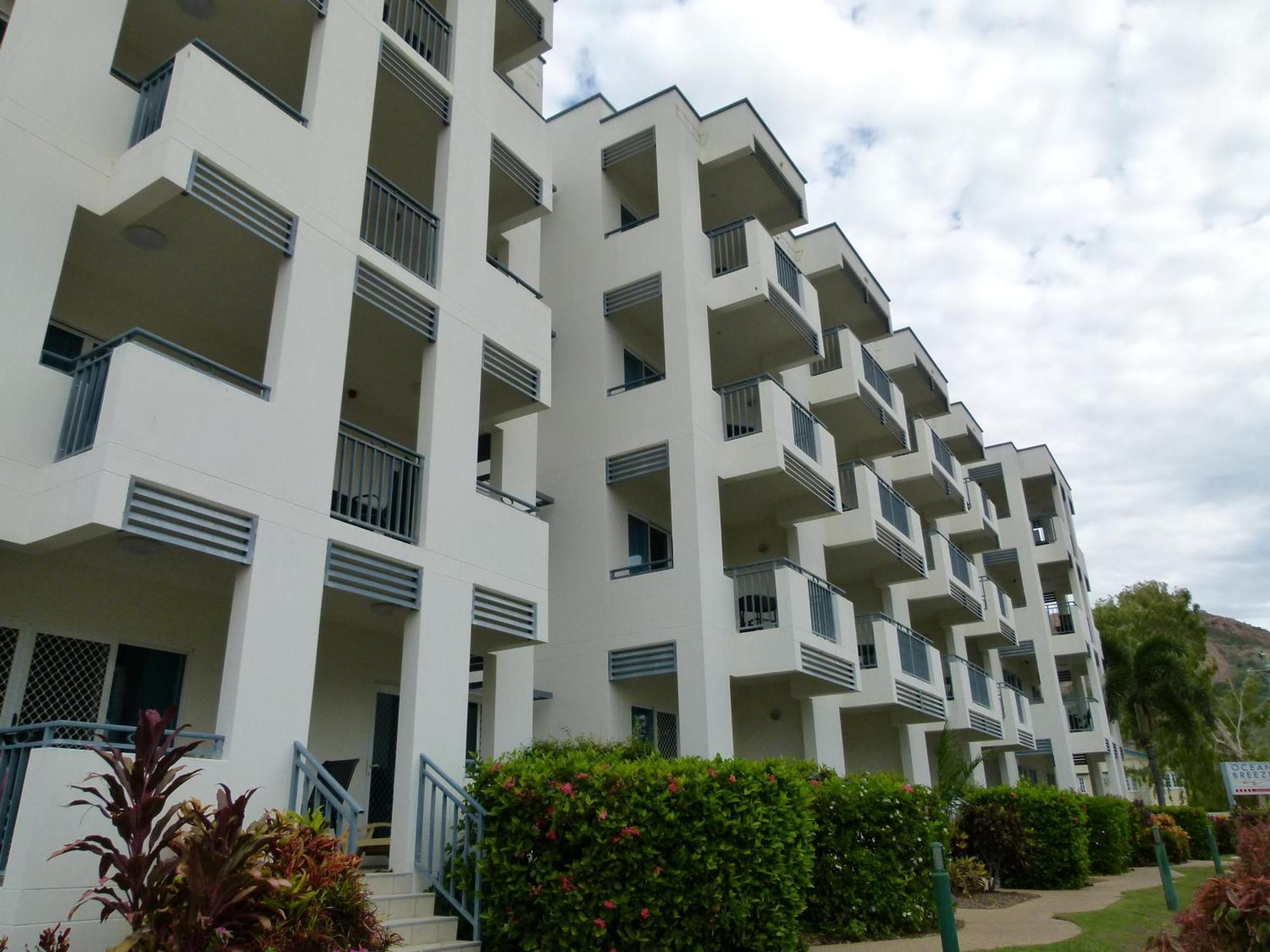 Madison Ocean Breeze Apartments Townsville Exteriör bild