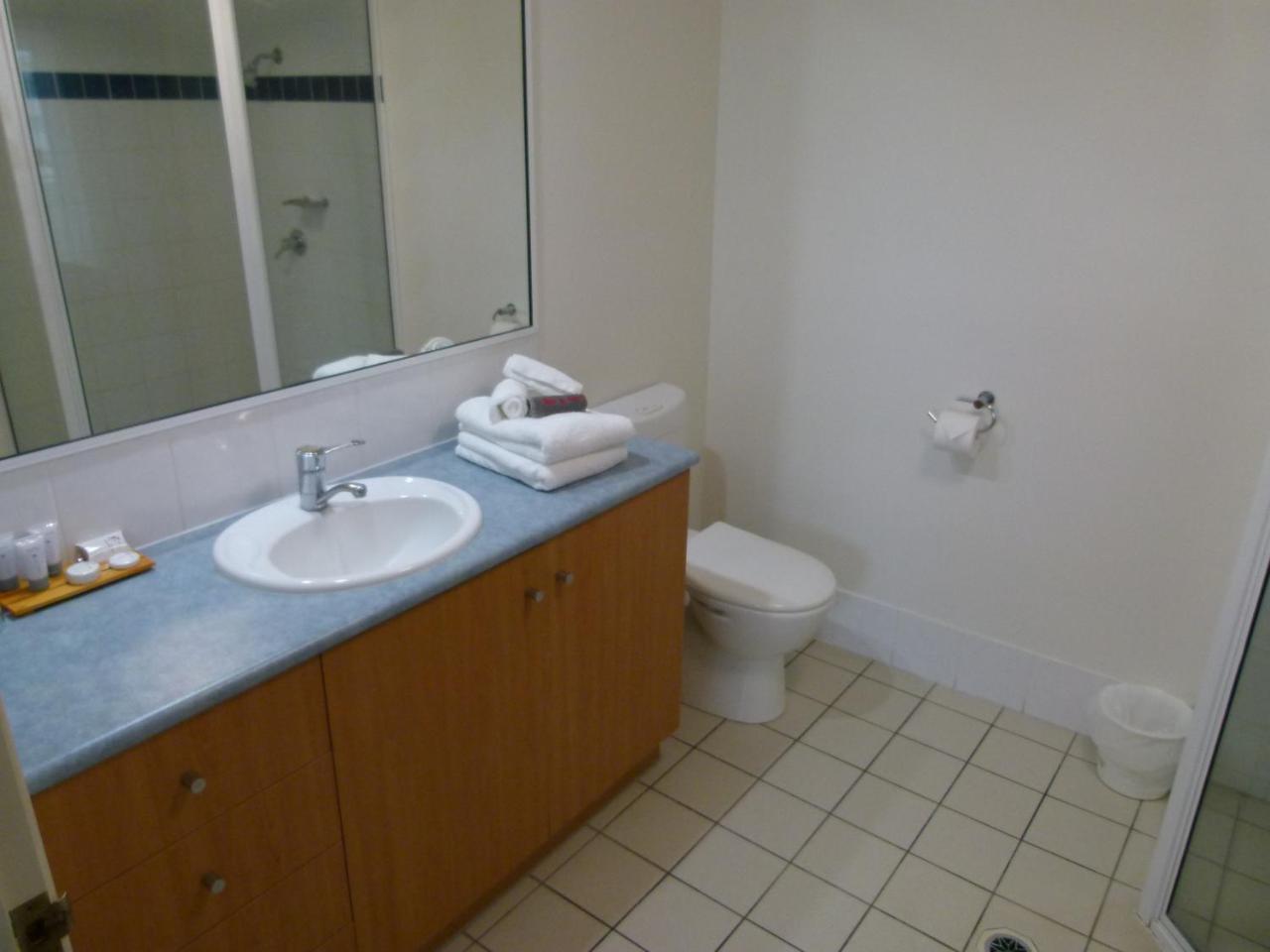 Madison Ocean Breeze Apartments Townsville Exteriör bild