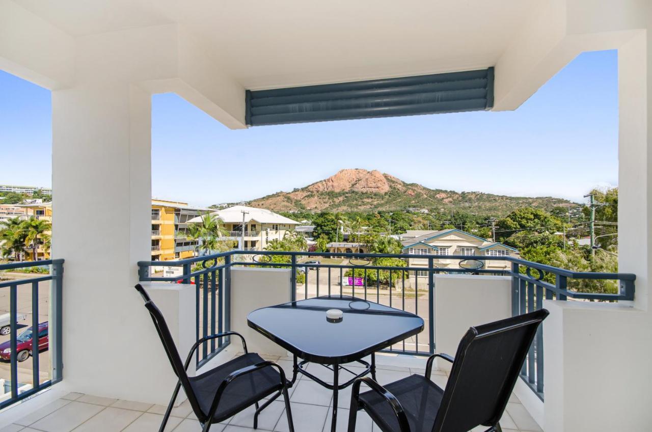 Madison Ocean Breeze Apartments Townsville Exteriör bild